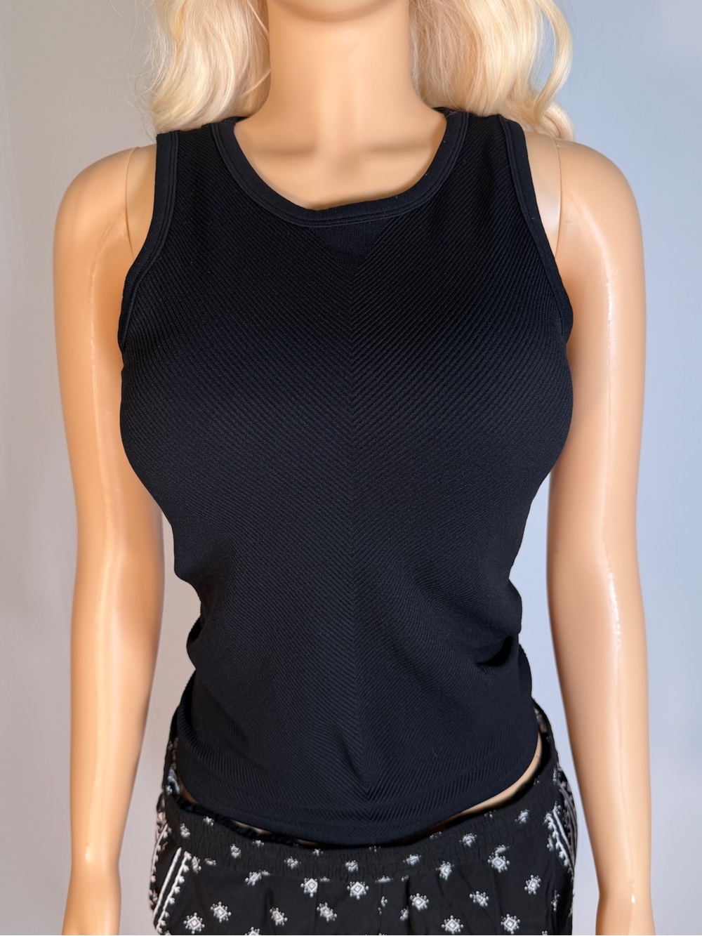 Sleek Black Ribbed Tank Top - Women's Sleeveless Knit